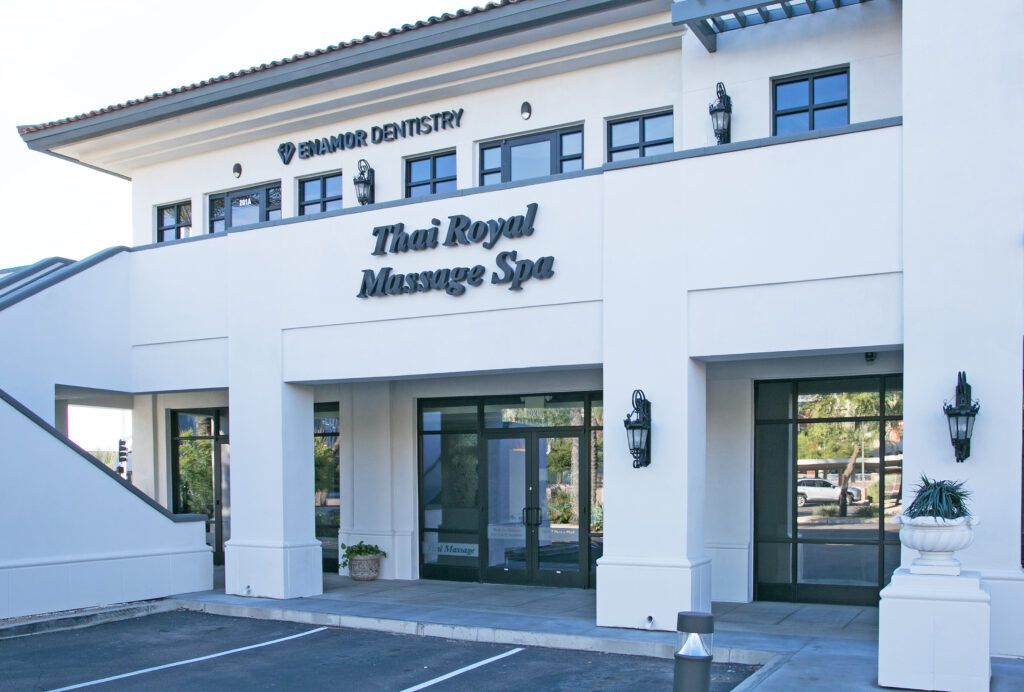 Thai Royal Massage Spa storefront entrance